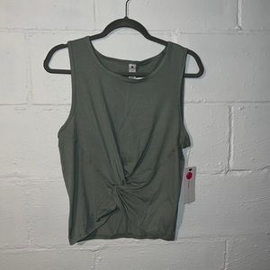 Brand new Yogalicious tank top! Size L